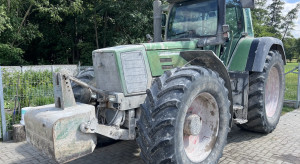 Niełatwe życie betoniaka. Cement, wapno, kurz, ale daje radę