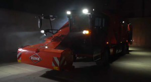 Półautonomiczna rewolucja w żywieniu bydła. Kuhn pokazuje nową, innowacyjną maszynę
