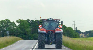 Traktor własnej konstrukcji jechał 30 km/h. Kontrola ujawniła całą listę problemów