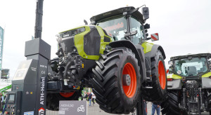 Latający Axion, mocny Deere i hybrydowa nowość z Azji. Galeria zdjęć z Agro Show 2026