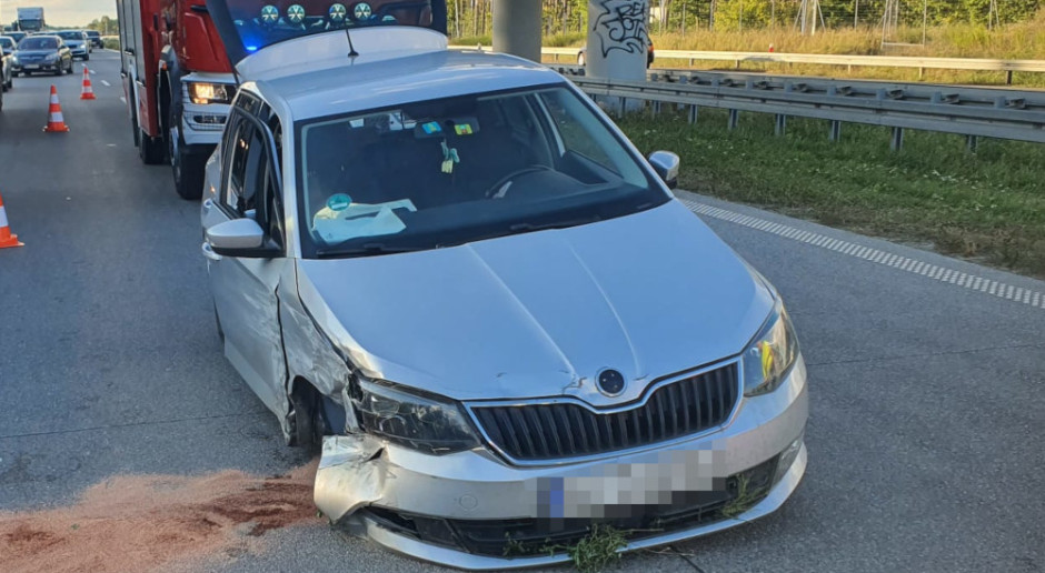 Kobieta pod wpływem alkoholu i z zakazem prowadzenia po kolizji na S17 przejechała 400 m i trafiła do aresztu