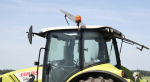 Włamanie do biogazowni. Zniknął ciągnik Claas Arion 410 i rozsiewacz nawozu